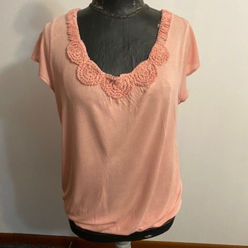 Loft Peach top w/elastic waist, size Large